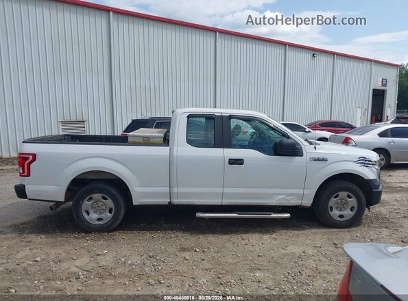 1FTEX1C87GFA07575 2016 FORD F150 White Vista interior trasera