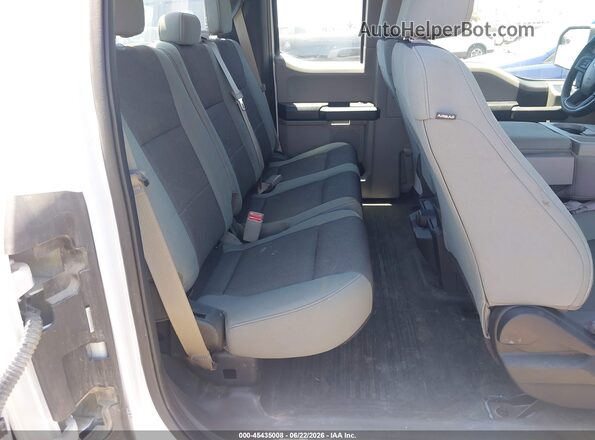 1FTEX1C87HKE26857 2017 FORD F150 White Вид наклейки з VIN-кодом