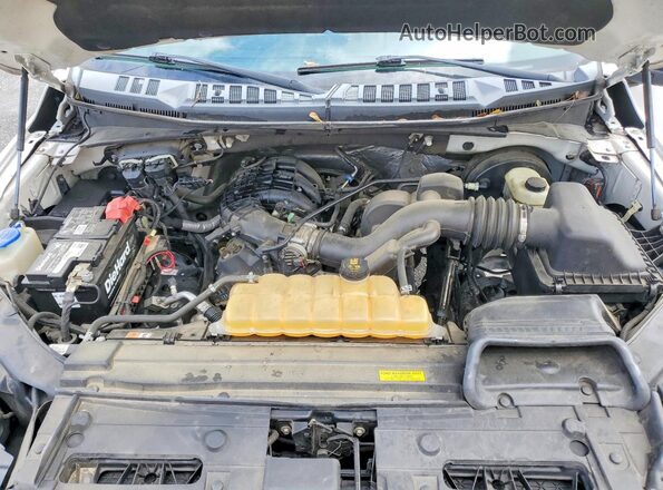 1FTEX1C89HKD20068 2017 FORD F150 White Rear interior view