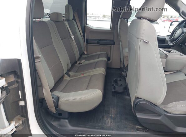 1FTEX1C89HKE26858 2017 FORD F150 White Вид наклейки з VIN-кодом