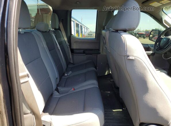1FTEX1C8XGFA61842 2016 FORD F150 Black Rear seats view