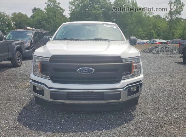 1FTEX1CB0JKF06020 2018 FORD F150 White Widok z przodu