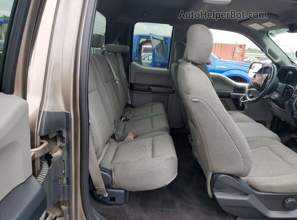 1FTEX1CB1JKF68199 2018 FORD F150 Желто-коричневый Вид задних сидений