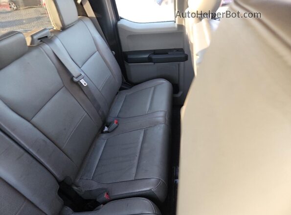 1FTEX1CB4JFB52267 2018 FORD F150 Gray Rear seats view