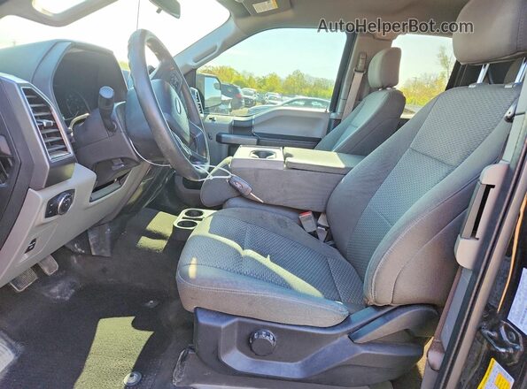 1FTEX1CB4KKD36410 2019 FORD F150 Черный Вид салона спереди