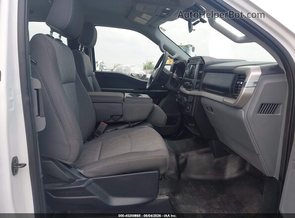 1FTEX1CB5MFB81233 2021 FORD F150 White Вид салону спереду