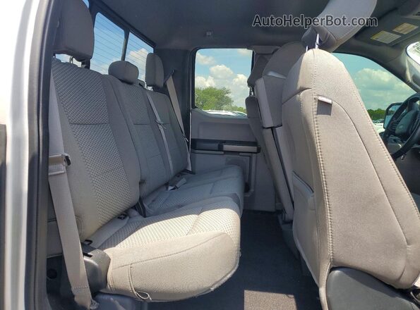 1FTEX1CB9KKD36015 2019 FORD F150 Silver Vista de los asientos traseros