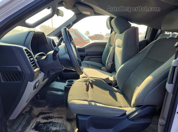 1FTEX1CB9KKE99554 2019 FORD F150 White Vista interior delantera