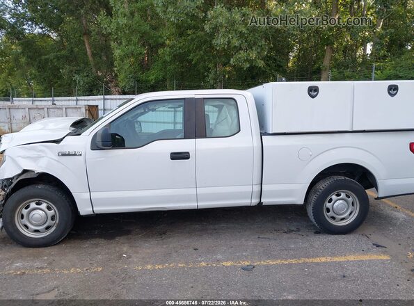 1FTEX1CF8HKE40930 2017 FORD F150 White სალონის 360-გრადუსიანი ხედი