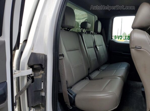 1FTEX1CF9GFA20844 2016 FORD F150 White Вид задньої частини салону
