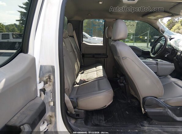 1FTEX1CG7JKD23872 2018 FORD F150 White Vista de la etiqueta del VIN