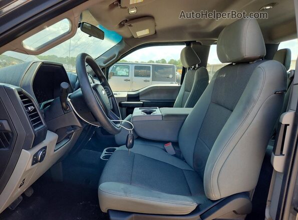 1FTEX1CP1GFC78901 2016 FORD F150 Gray Вид салону спереду
