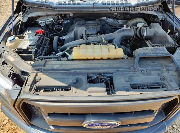 1FTEX1CP1GFC78901 2016 FORD F150 Gray Вид задньої частини салону