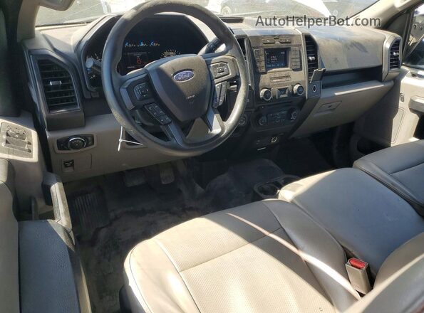 1FTEX1CP3HKC99807 2017 FORD F150 Белый Вид панели приборов