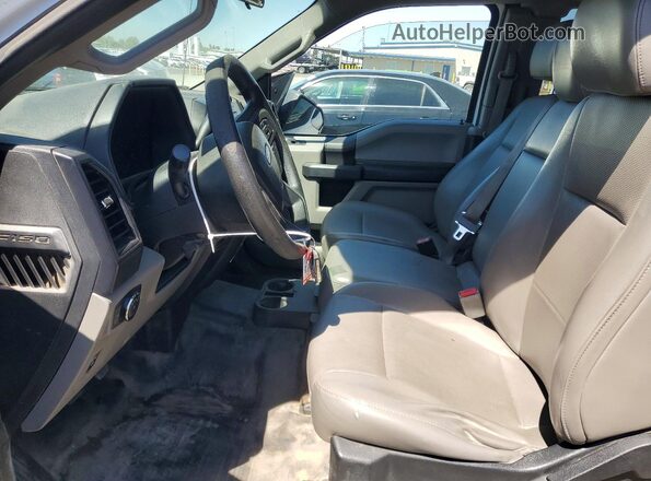 1FTEX1CP3HKC99807 2017 FORD F150 Белый Вид салона спереди