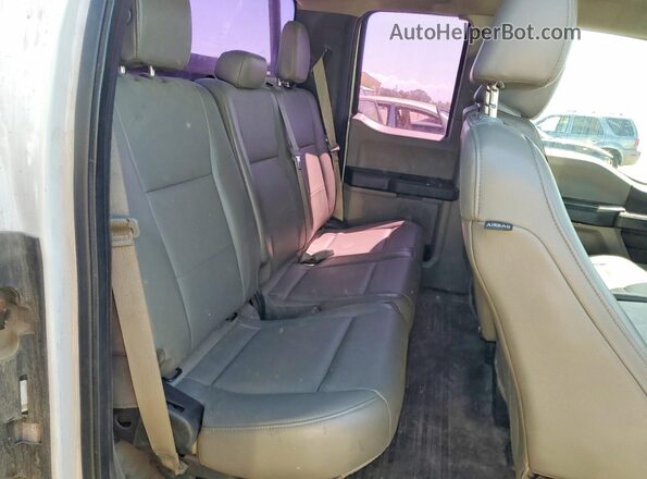 1FTEX1CP3HKC99807 2017 FORD F150 Белый Вид задних сидений