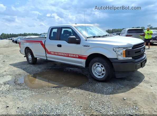 1FTEX1CP4JKE67637 2018 FORD F150 Silver Vista interior trasera