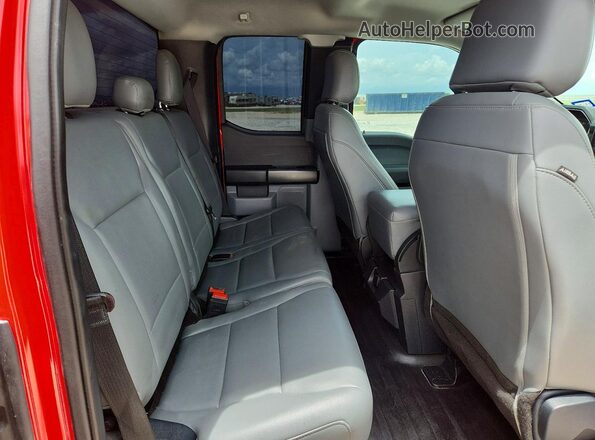 1FTEX1CP4MKD85315 2021 FORD F150 Красный Вид задних сидений