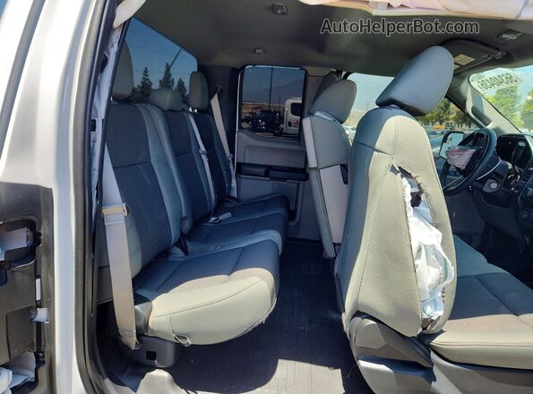 1FTEX1CP5LKF39951 2020 FORD F150 Белый Вид задних сидений