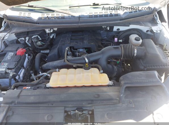 1FTEX1CP7JKE41064 2018 FORD F150 White Rear view