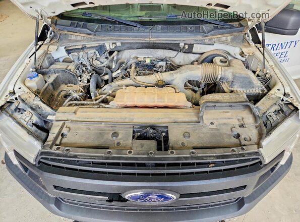 1FTEX1CP7KKC08075 2019 FORD F150 Белый Вид задней части салона
