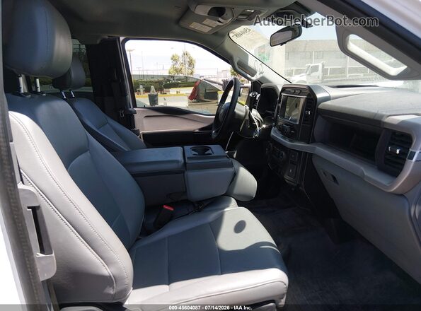 1FTEX1CP8PKF43384 2023 FORD F150 White Front interior view