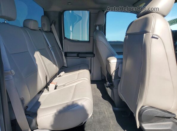 1FTEX1CP9JKE74700 2018 FORD F150 White Vista de los asientos traseros