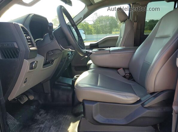 1FTEX1CP9JKE74700 2018 FORD F150 White Vista interior delantera