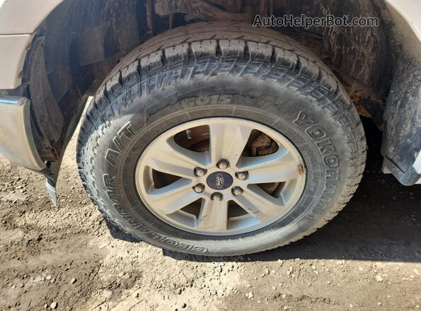 1FTEX1E50JKC59329 2018 FORD F150 White Widok wnętrza 360 stopni