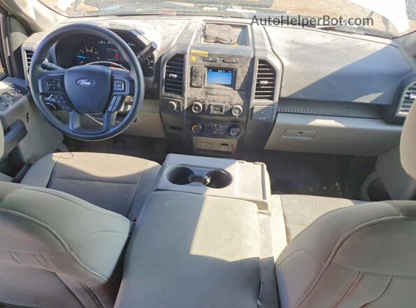1FTEX1E54KKC33592 2019 FORD F150 White Dashboard view