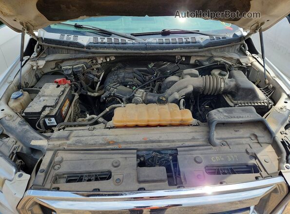 1FTEX1E84GKF13269 2016 FORD F150 White Rear interior view