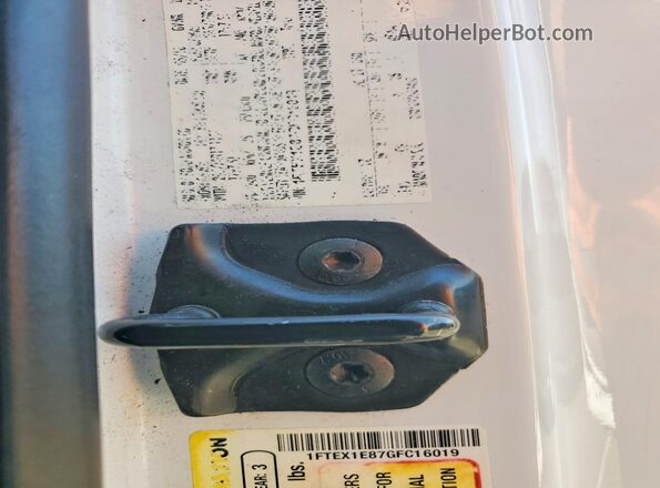1FTEX1E87GFC16019 2016 FORD F150 White ძრავის განყოფილების ხედი