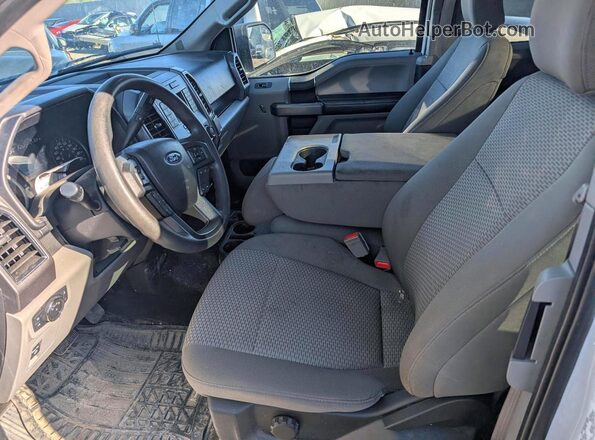1FTEX1EB3JFA22557 2018 FORD F150 White Front interior view