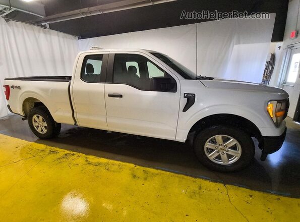 1FTEX1EB4MKD57077 2021 FORD F150 White Передня права чверть