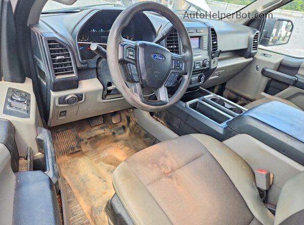 1FTEX1EB6JKF41917 2018 FORD F150 Белый Вид панели приборов