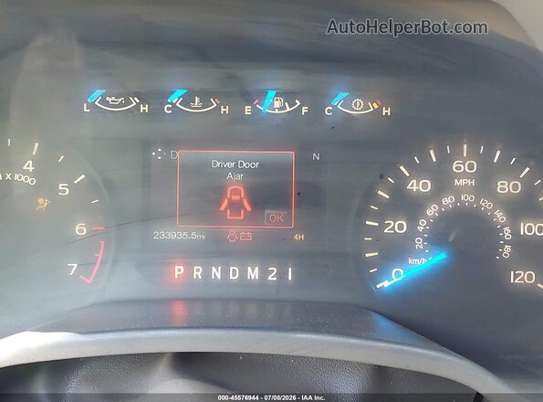 1FTEX1EP0HFC00415 2017 FORD F150 White უკანა სავარძლების ხედი