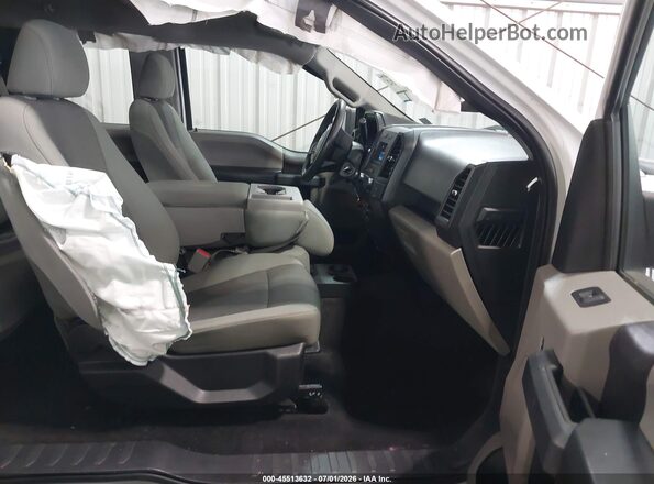 1FTEX1EP1GFD08444 2016 FORD F150 Белый Вид салона спереди