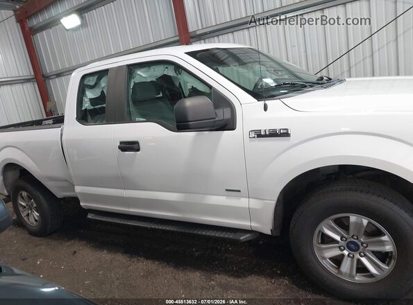 1FTEX1EP1GFD08444 2016 FORD F150 Белый Вид задней части салона