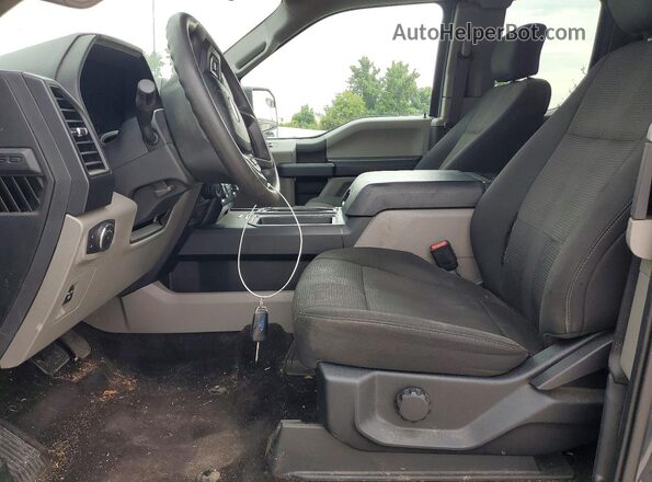 1FTEX1EP1HKD81726 2017 FORD F150 Gray Вид салону спереду