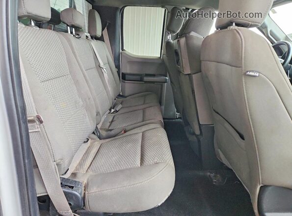 1FTEX1EP1JFB10969 2018 FORD F150 White Вид задніх сидінь