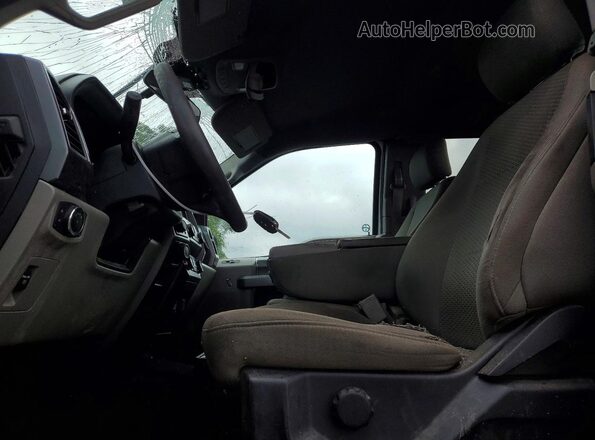 1FTEX1EP1KFC59187 2019 FORD F150 White Front interior view