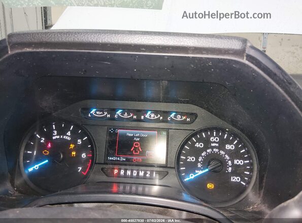 1FTEX1EP2HKD84098 2017 FORD F150 White Vista de los asientos traseros