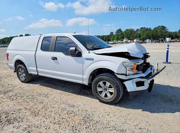 1FTEX1EP3KFA53630 2019 FORD F150 White Front right