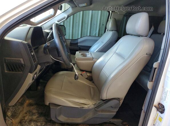 1FTEX1EP4GFA46029 2016 FORD F150 White Вид салону спереду