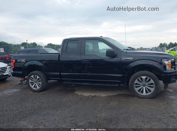 1FTEX1EP4JFA40397 2018 FORD F150 Black Widok wnętrza z tyłu