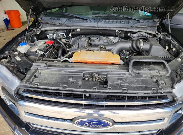 1FTEX1EP5JFE06495 2018 FORD F150 Black Vista interior trasera