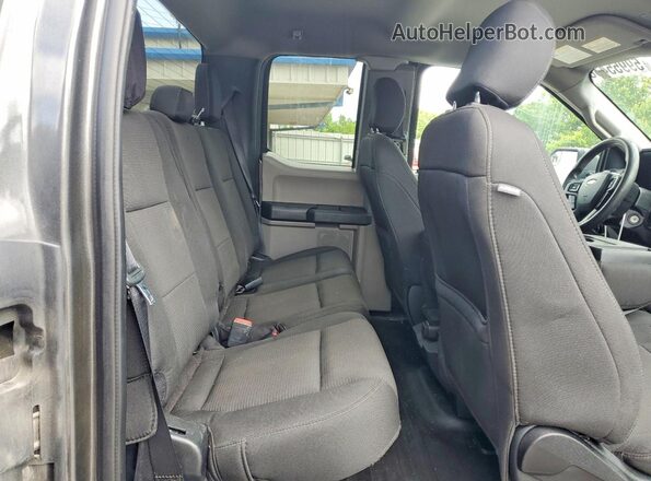 1FTEX1EP6KKF24323 2019 FORD F150 Gray Vista de los asientos traseros
