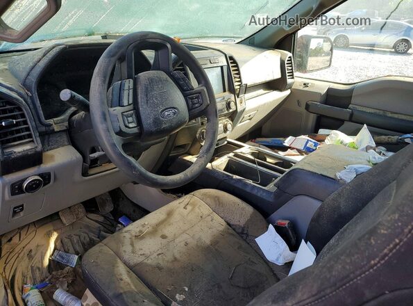 1FTEX1EP8HKE32235 2017 FORD F150 Red Widok deski rozdzielczej