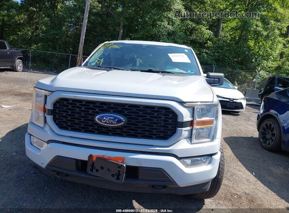 1FTEX1EP8NKD95134 2022 FORD F150 Белый Вид панели приборов