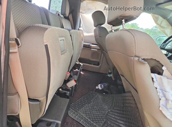 1FTEX1EPXGKE41159 2016 FORD F150 Silver Rear seats view